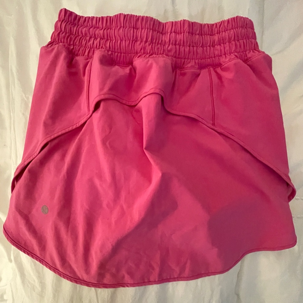 lululemon athletica Vibrant Pink Skaterskirt/Skort with Ruffle Waist size 4